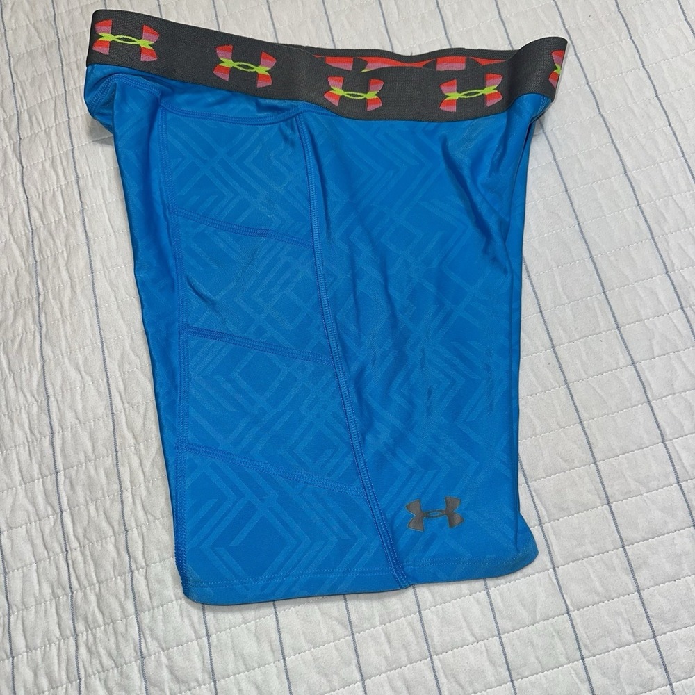 Under Armour‎ Women's Medium Blue Strike Zone Padded Shorts